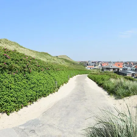 Hébergement de vacances Near Groote Keeten Beach, Cleaning Included Callantsoog