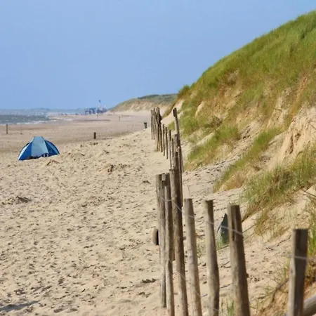 Near Groote Keeten Beach, Cleaning Included Callantsoog