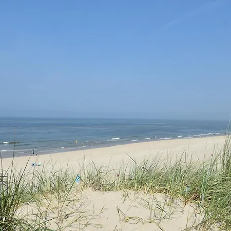 Near Groote Keeten Beach, Cleaning Included Hébergement de vacances